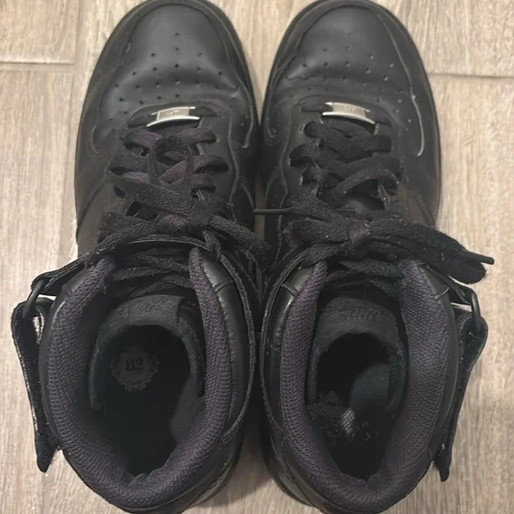 Nike Air Force 1 Mens Mid 07' Black Sneaker Shoes